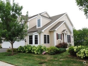 Building Photo - 20 Harlow Dr