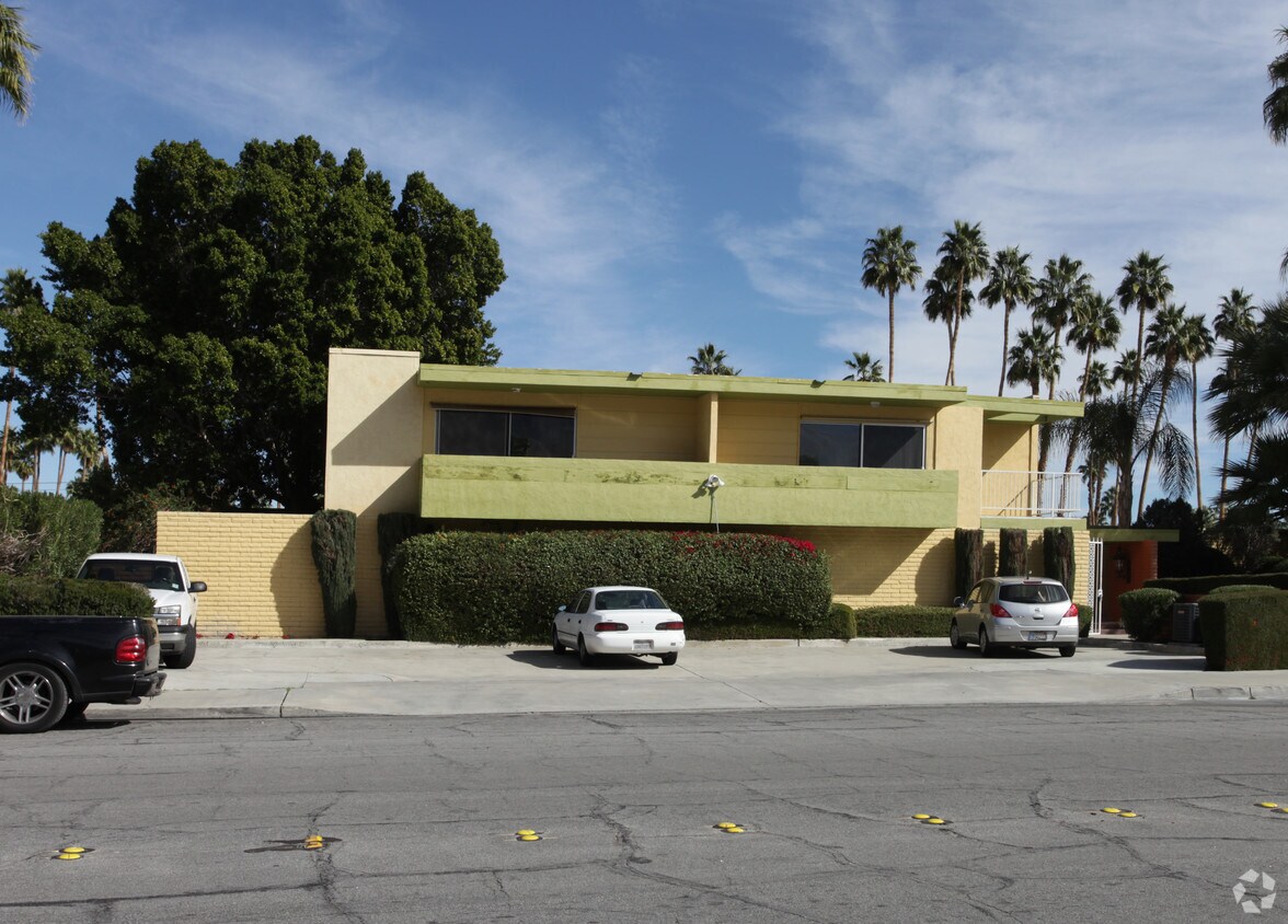 Building Photo - 2090 S Camino Real