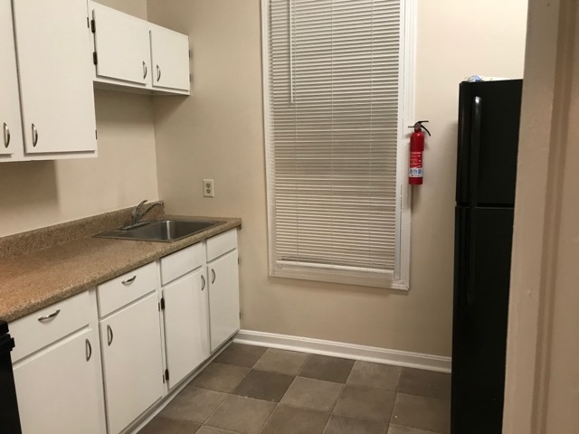 Kitchen - 2373 Napier Ave