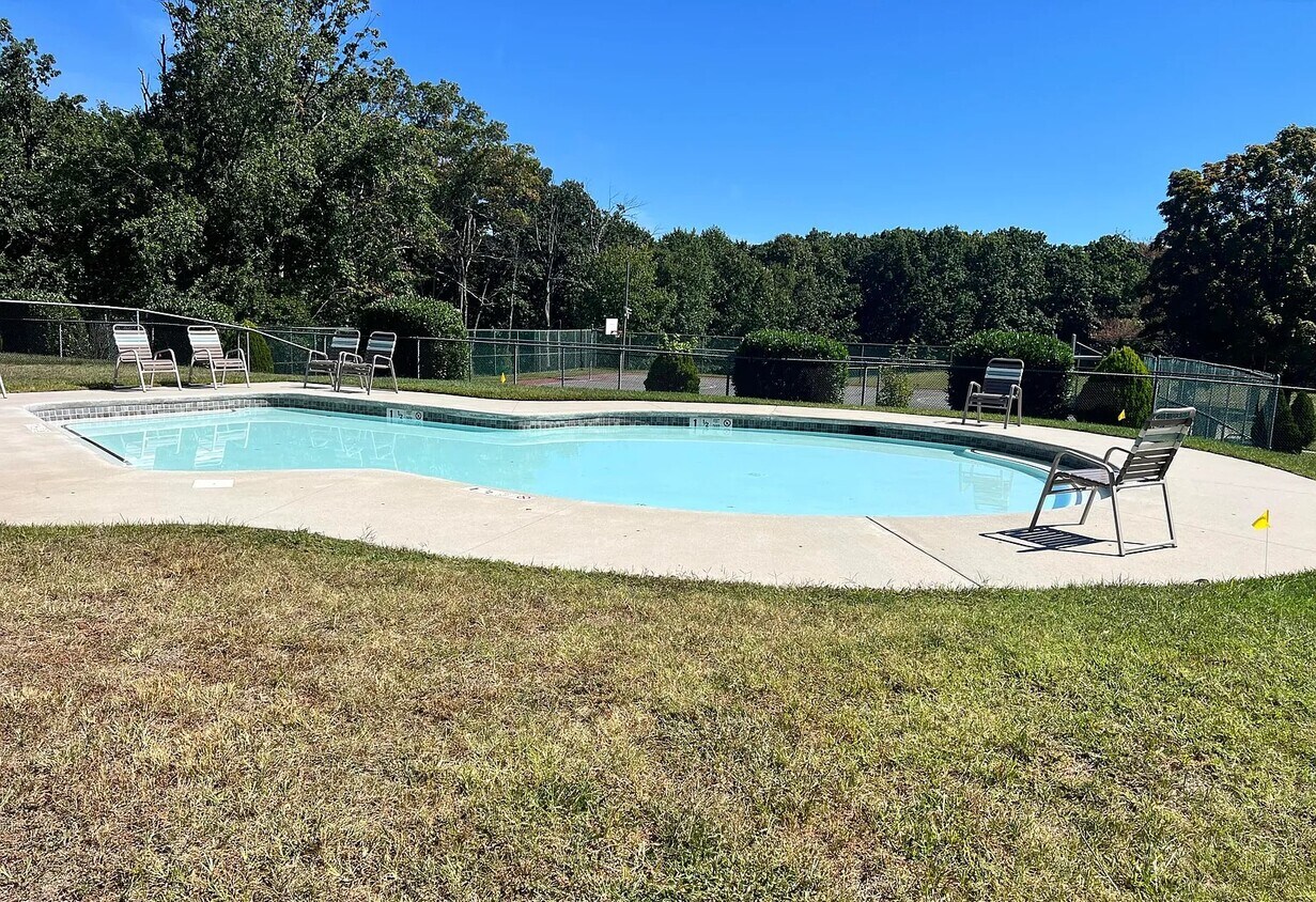 Foto principal - 11 Whispering Oaks Way