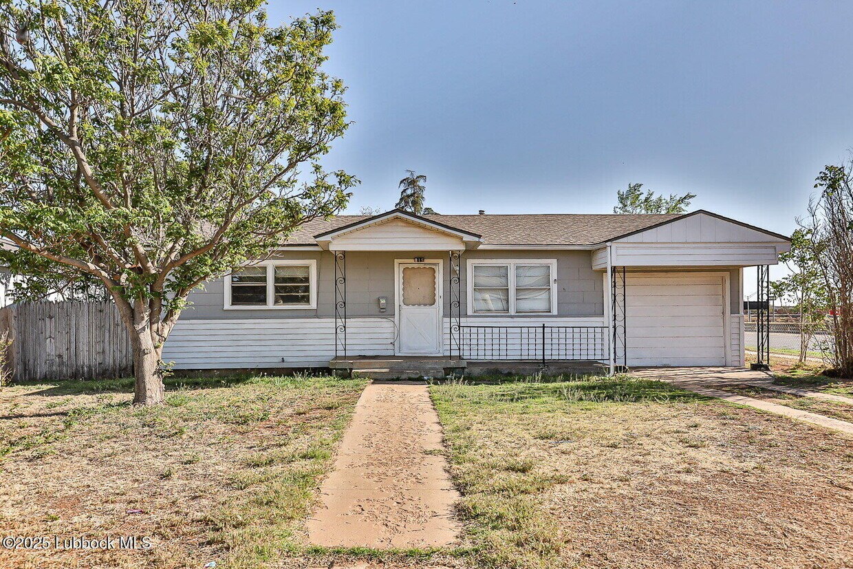 Primary Photo - 815 52nd St