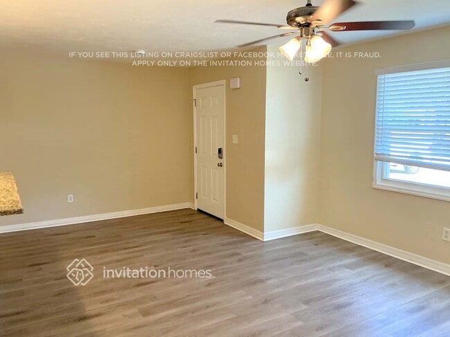 Foto del edificio - 300 Kilmer Ave