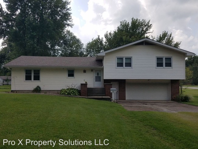 Foto del edificio - 4 br, 2 bath House - 735 N Osage