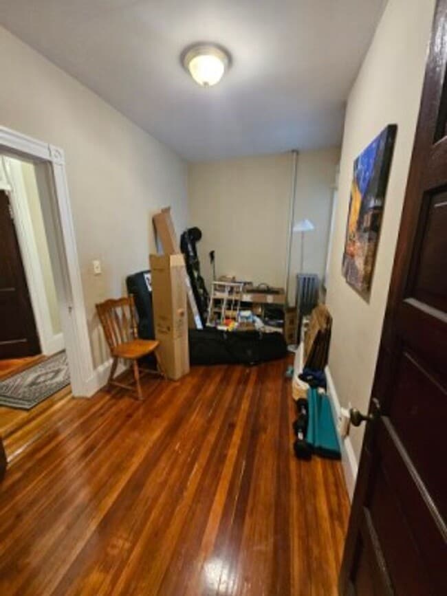 Photo - Fenway 5 bed 1.5 Bath House