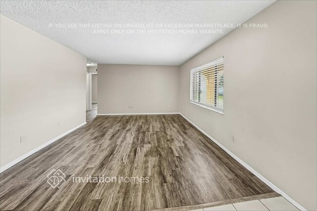 Building Photo - 819 Centerwood Ct