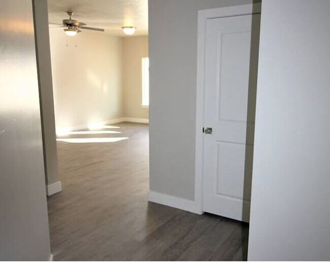 Foto del edificio - 3072 N 275 E