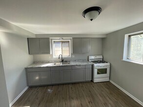 Building Photo - 4713-4715-4715 N 35th St