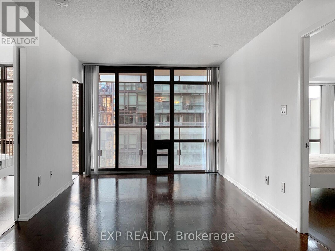Photo principale - 38-1138 Grenville St