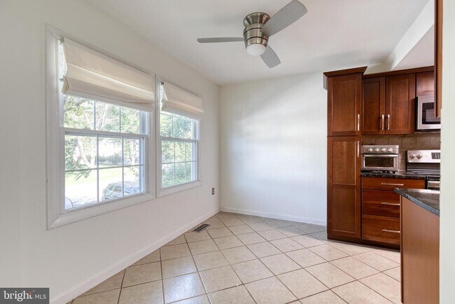 Foto del edificio - 1640 Mt Airy Ct
