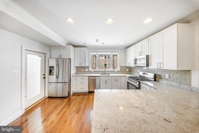 Foto del edificio - 1505 Spring Pl NW