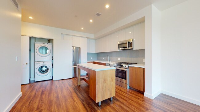Interior Photo - Vision on Wilshire