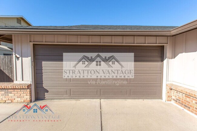 Foto del edificio - 944 W Meseto Ave