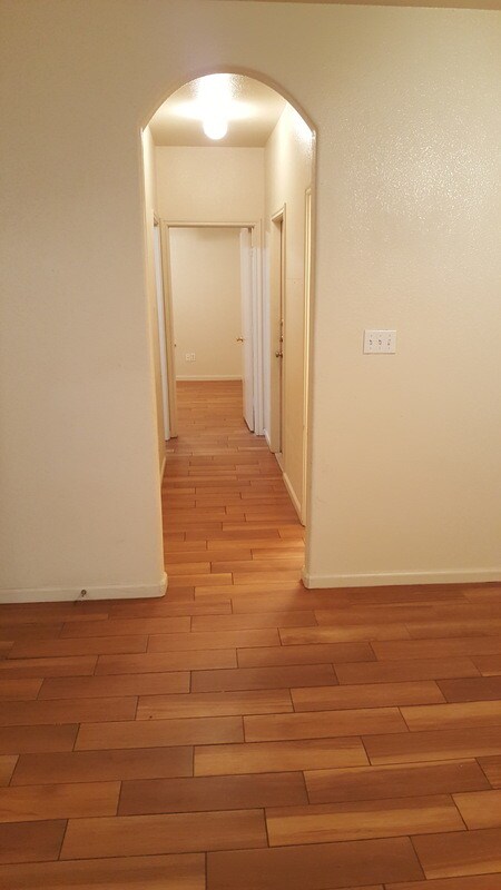 Foto del edificio - 2808 Southampton Way