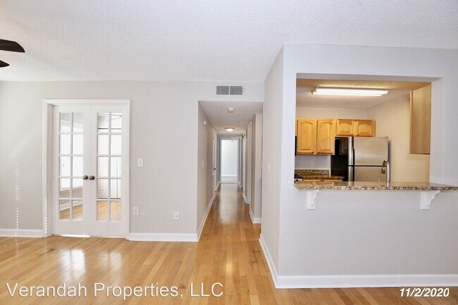 Foto del edificio - 2 br, 2 bath House - 2041 Dixie Belle Driv...