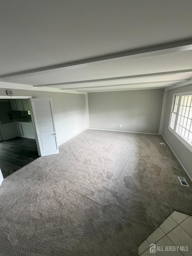 Building Photo - 111 Edge Ln