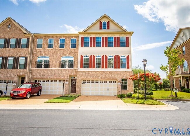 Building Photo - 411 Siena Ln