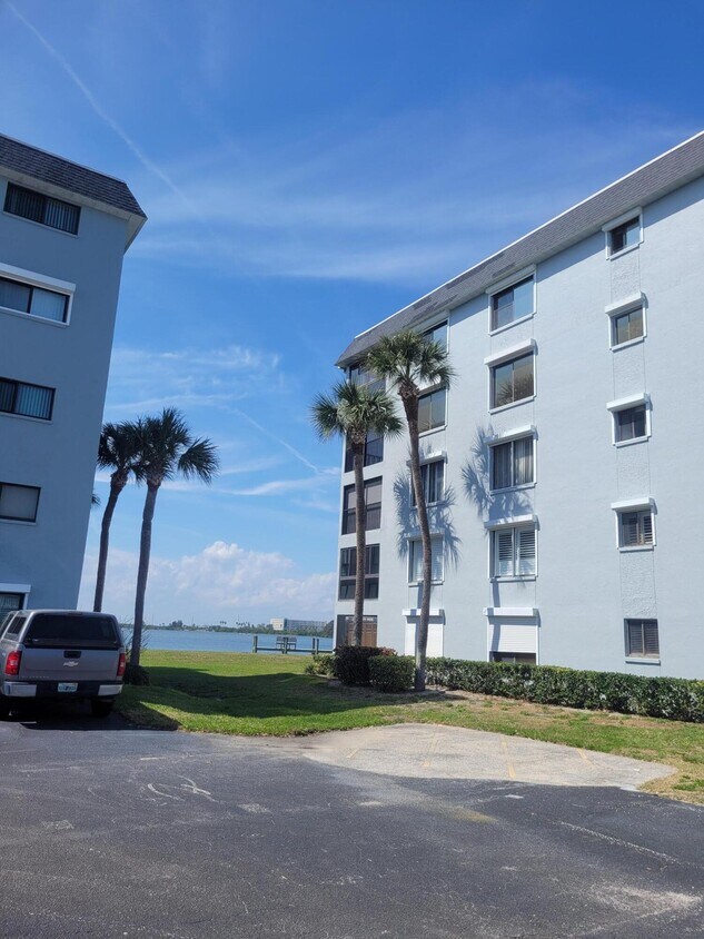 3799 S Banana River Blvd Unit 926, Cocoa Beach, FL 32931 Condo for