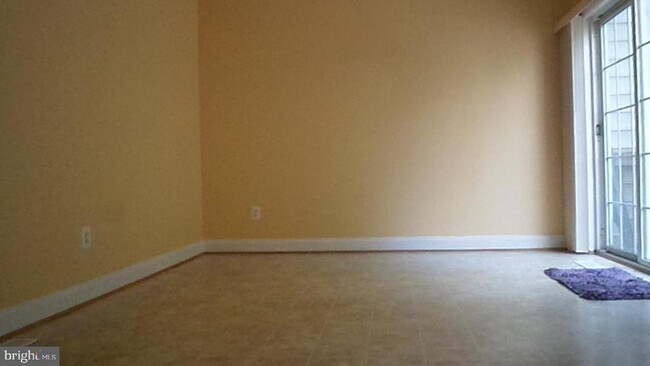 Building Photo - 2554 Miranda Ct