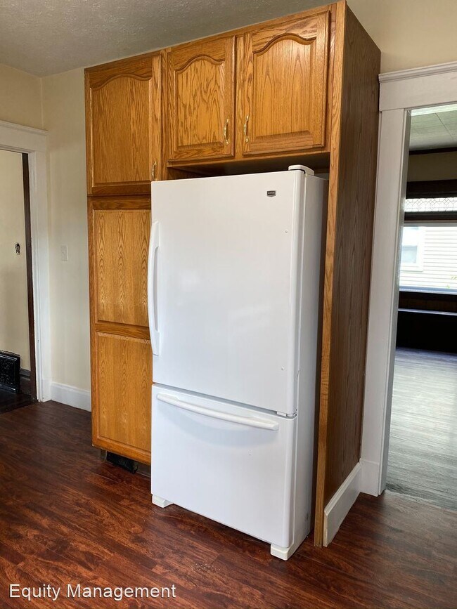 Foto del edificio - 4 br, 1.5 bath House - 326 E Liberty St