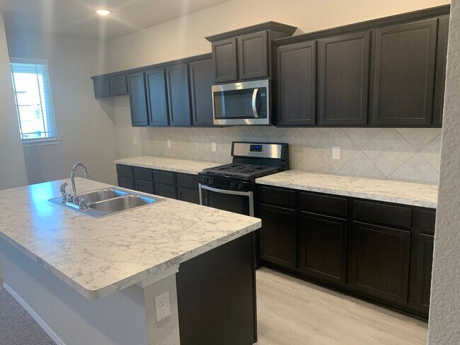 Foto del edificio - 1874 Indigo Ln