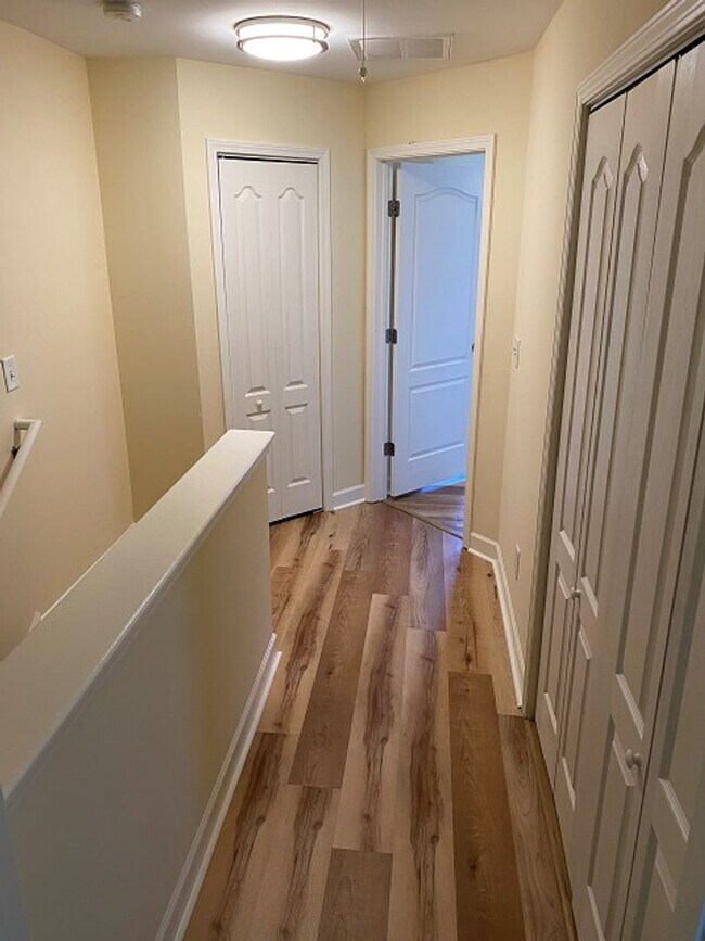 Foto del edificio - Modern 2BR/2BA Home Near BNA – Open Concep...