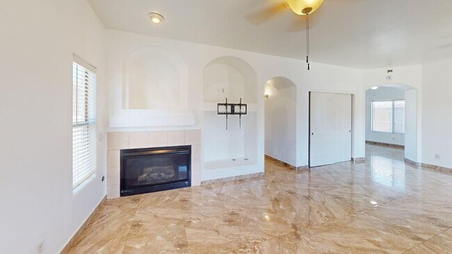 Building Photo - 13204 E Mesquite Flat Spring Dr