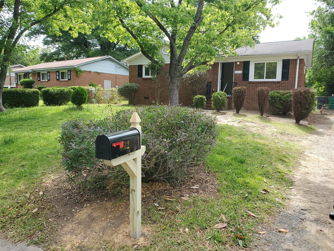 4612 Monmouth Dr, Charlotte, NC 28269 House for Rent in Charlotte, NC
