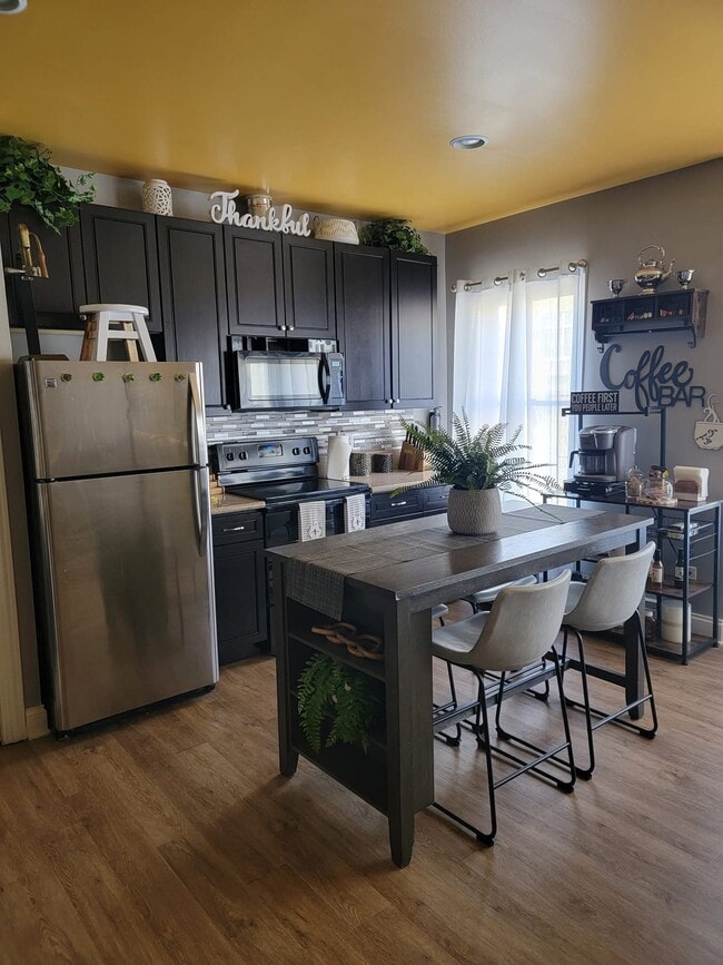 Building Photo - 132 N 3rd St