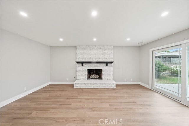 Building Photo - 5262 Kenilworth Dr