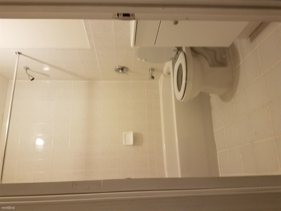 Foto principal - 615 Livonia Ave