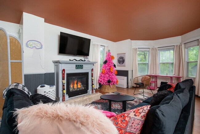 Foto del edificio - 7137 US-4