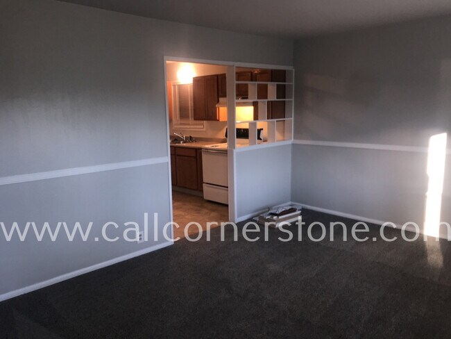 Building Photo - 1308 Harrison Rd