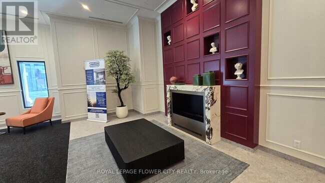 Building Photo - 180 Front St E