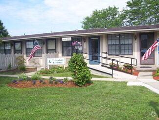 Building Photo - 1805 Dogwood Ridge Rd
