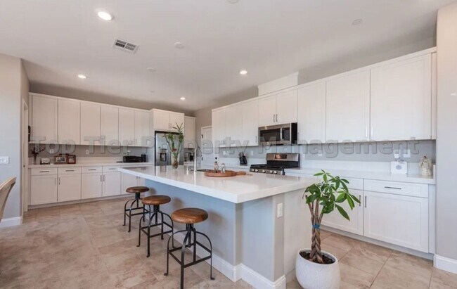 Building Photo - 1699 Carol Lee Ln