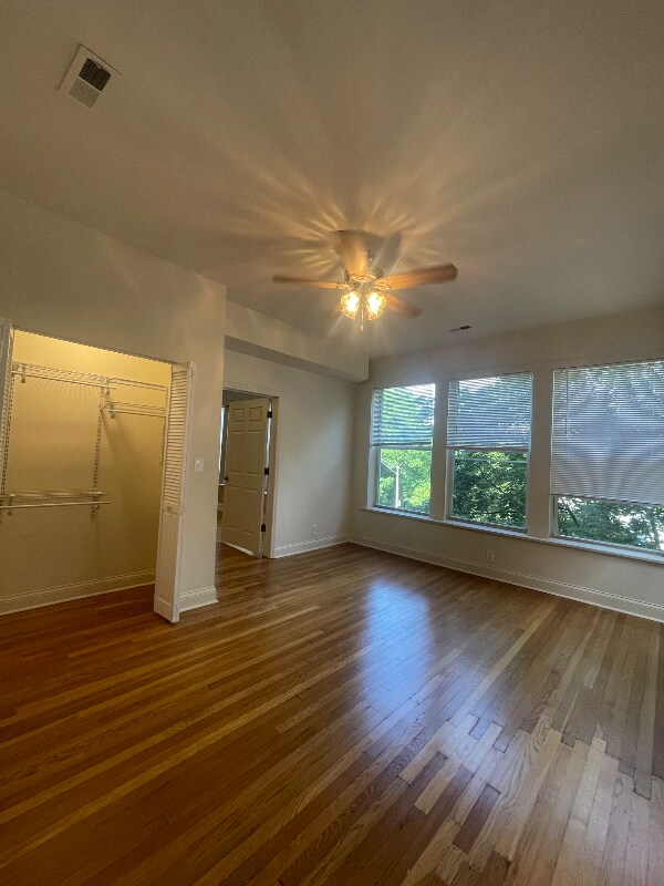 Foto del edificio - 5115 S Drexel Ave
