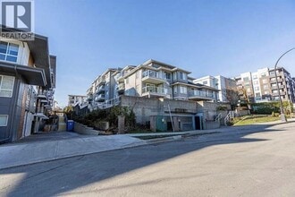 Building Photo - 11671-11671 Fraser St