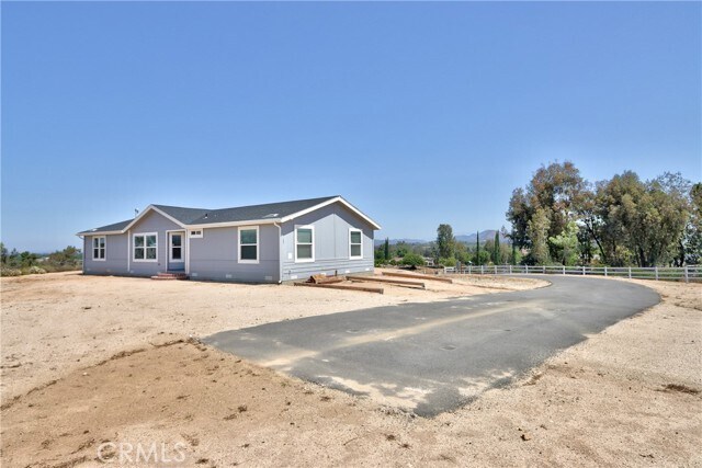 Foto del edificio - 35890 Meadow Ridge Rd