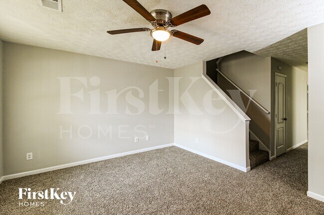 Foto del edificio - 6108 Ruth St SW