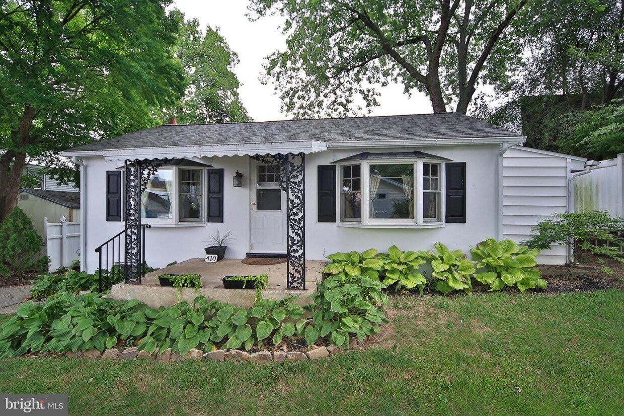 Foto principal - 410 Crooked Ln
