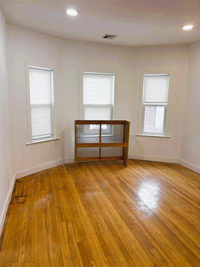 Foto del edificio - 14 Quincy St