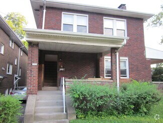 Building Photo - 5900 Phillips Ave