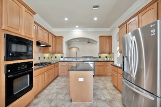 Building Photo - 14459 Basalt Ln