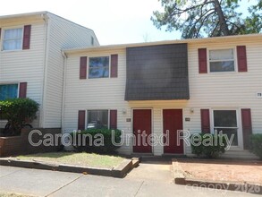 Building Photo - 7961 Shady Oak Trail