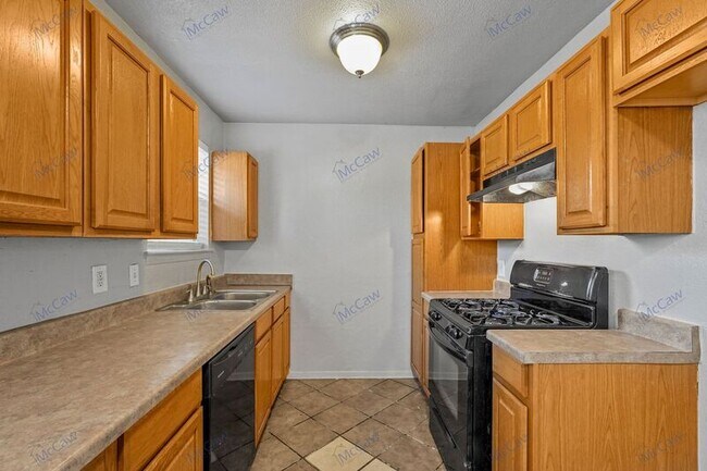 Foto del edificio - 3204 Caribbean Dr