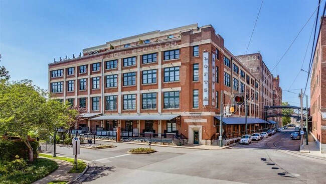 Photo - 1 BR/ 1BA at The Lofts with GATED GARAGE P...