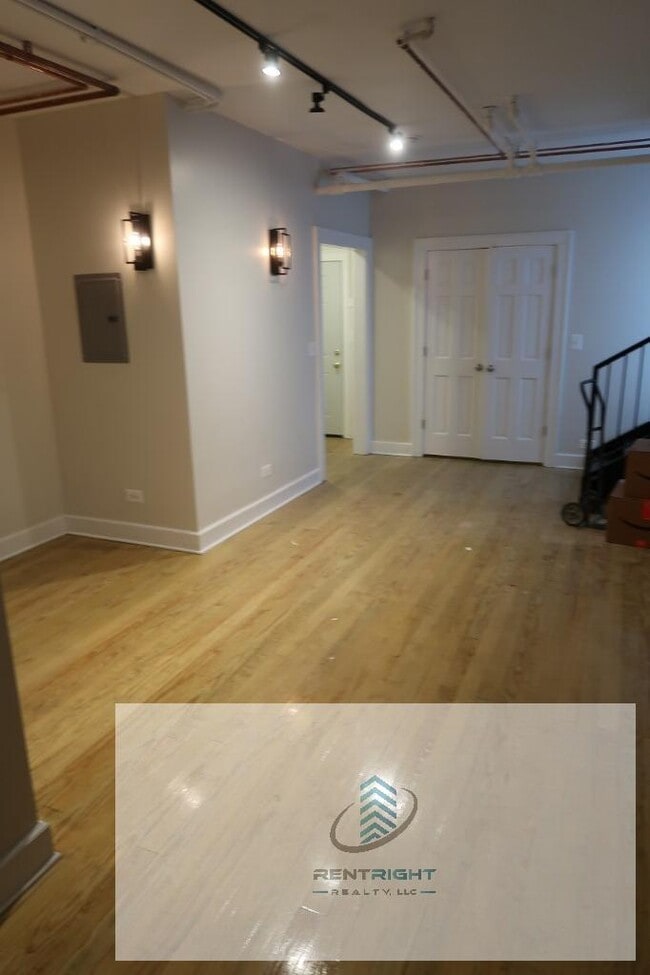 Foto del edificio - 4825 N Talman Ave