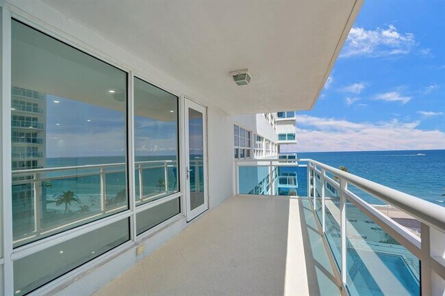 Foto del edificio - 3430 Galt Ocean Dr