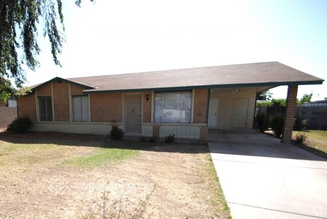 Building Photo - 2573 E Commonwealth Cir