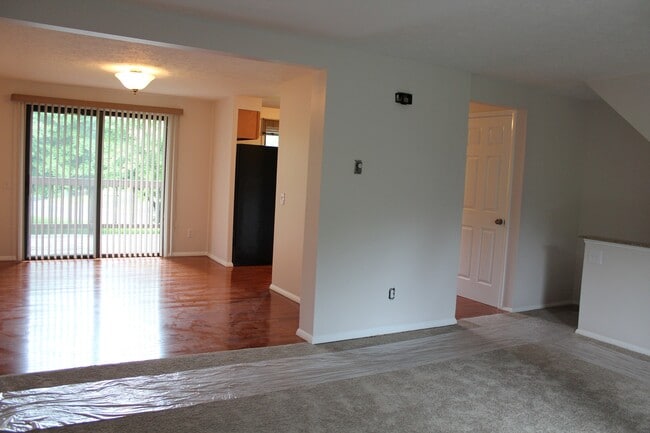 Open concept first floor. - 7 Broxbourne Dr